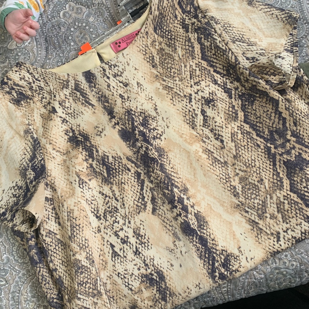 Boutique dress size M $10 paid $40 / vans kids 5, fits women’s 7 barely worn $10